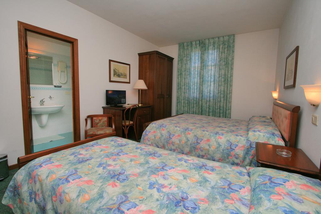 Nencini 3* Volterra