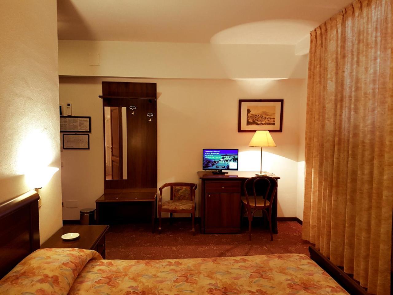 Nencini 3* Volterra
